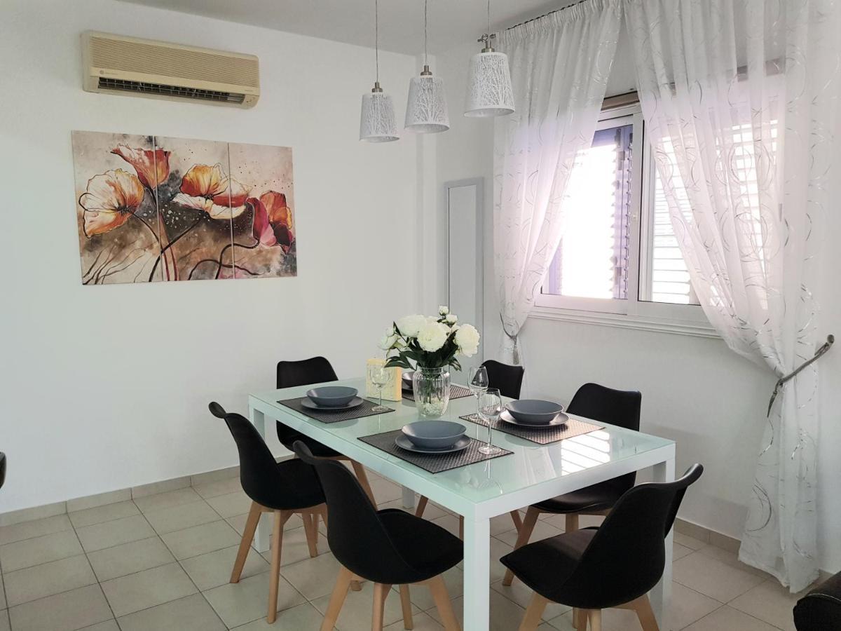 Paradise Gardens Iv 2 Bd Amazing Apartment *