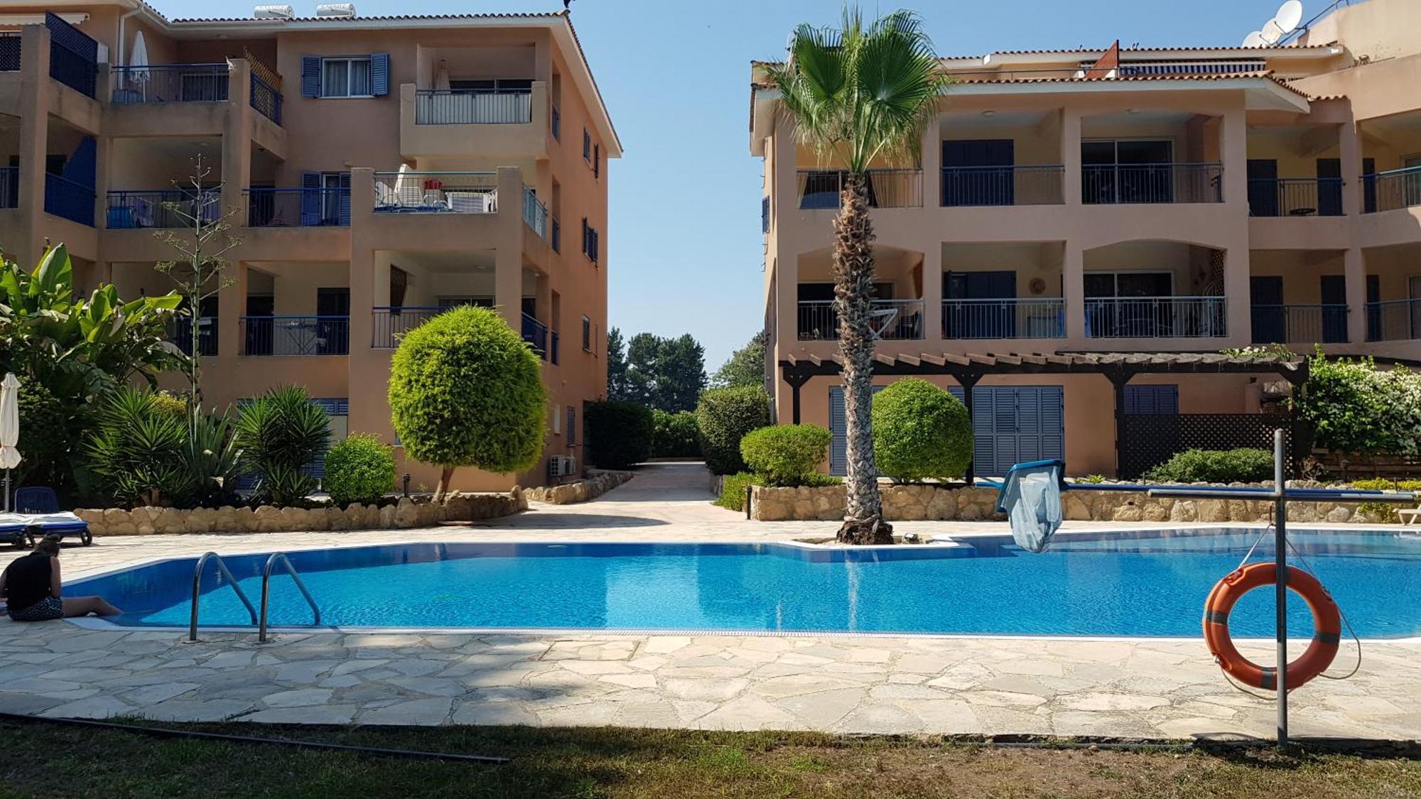 Paradise Gardens Iv 2 Bd Amazing * Paphos
